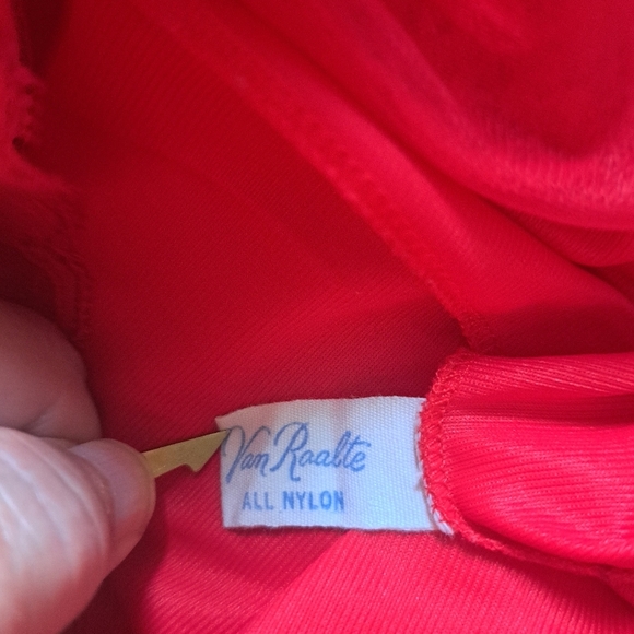 VTG VAN RAALTE bright RED Nylon short slip lace trim Hollywood Glam pin up 32 SM - Picture 6 of 10